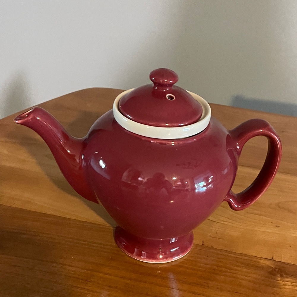 McCormick Tea Classic Burgundy Teapot